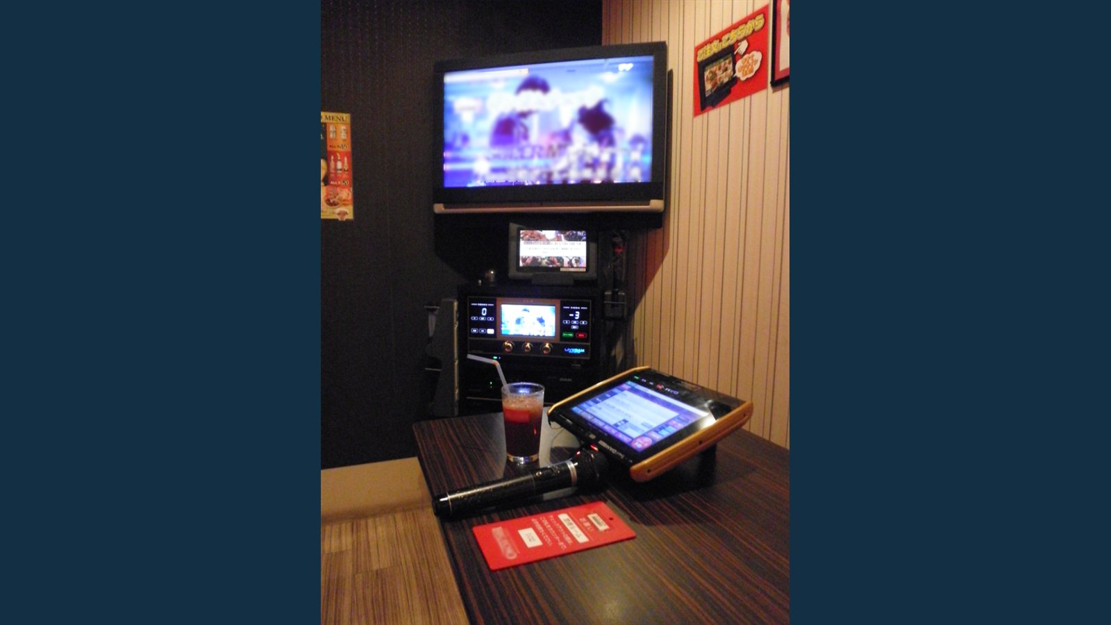 Gagopa Karaoke私人 KTV 包厢演唱氛围示意图